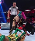 WWE_RAW_4th_July_2022_720p_WEBRip_h264_mp4_008068119.jpg