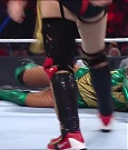 WWE_RAW_4th_July_2022_720p_WEBRip_h264_mp4_008144995.jpg