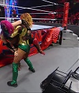 WWE_RAW_4th_July_2022_720p_WEBRip_h264_mp4_008172223.jpg