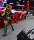 WWE_RAW_4th_July_2022_720p_WEBRip_h264_mp4_008172623.jpg