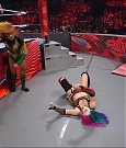 WWE_RAW_4th_July_2022_720p_WEBRip_h264_mp4_008407956.jpg