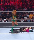 WWE_RAW_4th_July_2022_720p_WEBRip_h264_mp4_008432381.jpg