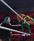 WWE_RAW_4th_July_2022_720p_WEBRip_h264_mp4_008441990.jpg