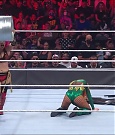 WWE_RAW_4th_July_2022_720p_WEBRip_h264_mp4_008504453.jpg