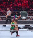 WWE_RAW_4th_July_2022_720p_WEBRip_h264_mp4_008506054.jpg
