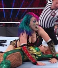 WWE_RAW_4th_July_2022_720p_WEBRip_h264_mp4_008550499.jpg