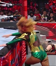 WWE_RAW_4th_July_2022_720p_WEBRip_h264_mp4_008609758.jpg