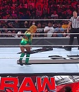 WWE_RAW_4th_July_2022_720p_WEBRip_h264_mp4_008615363.jpg