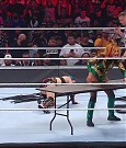 WWE_RAW_4th_July_2022_720p_WEBRip_h264_mp4_008651399.jpg