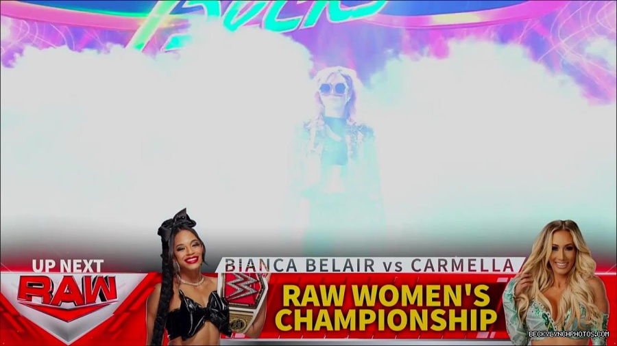 WWE_Monday_Night_RAW_2022_07_11_720p_HDTV_x264-Star_mkv_002123210.jpg