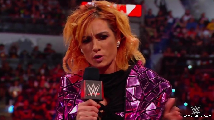 WWE_Monday_Night_RAW_2022_07_11_720p_HDTV_x264-Star_mkv_002195610.jpg
