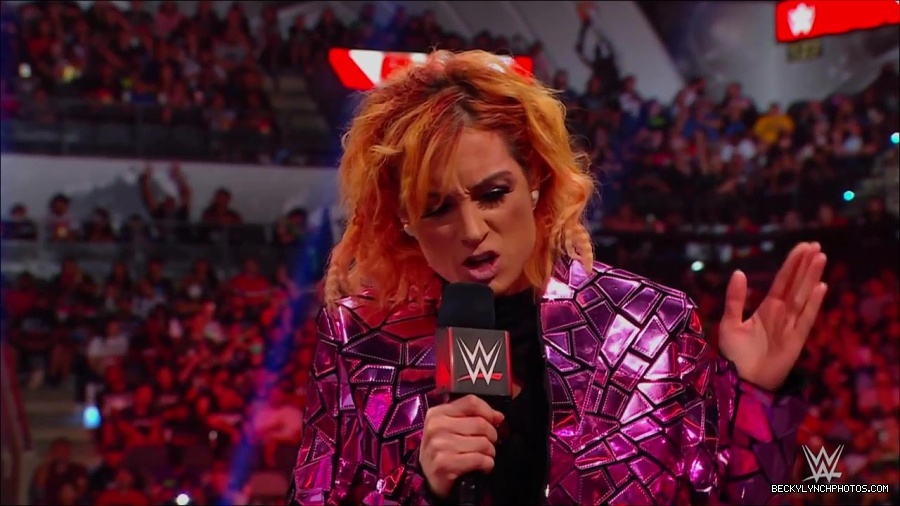 WWE_Monday_Night_RAW_2022_07_11_720p_HDTV_x264-Star_mkv_002225210.jpg