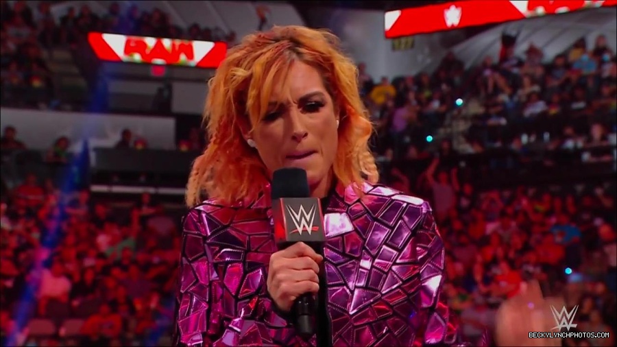 WWE_Monday_Night_RAW_2022_07_11_720p_HDTV_x264-Star_mkv_002260810.jpg