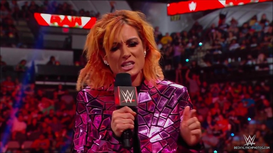 WWE_Monday_Night_RAW_2022_07_11_720p_HDTV_x264-Star_mkv_002261210.jpg