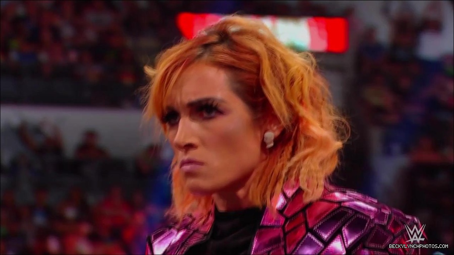 WWE_Monday_Night_RAW_2022_07_11_720p_HDTV_x264-Star_mkv_002283610.jpg