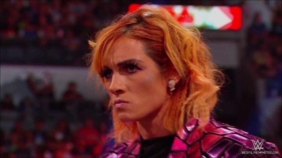 WWE_Monday_Night_RAW_2022_07_11_720p_HDTV_x264-Star_mkv_002284010.jpg