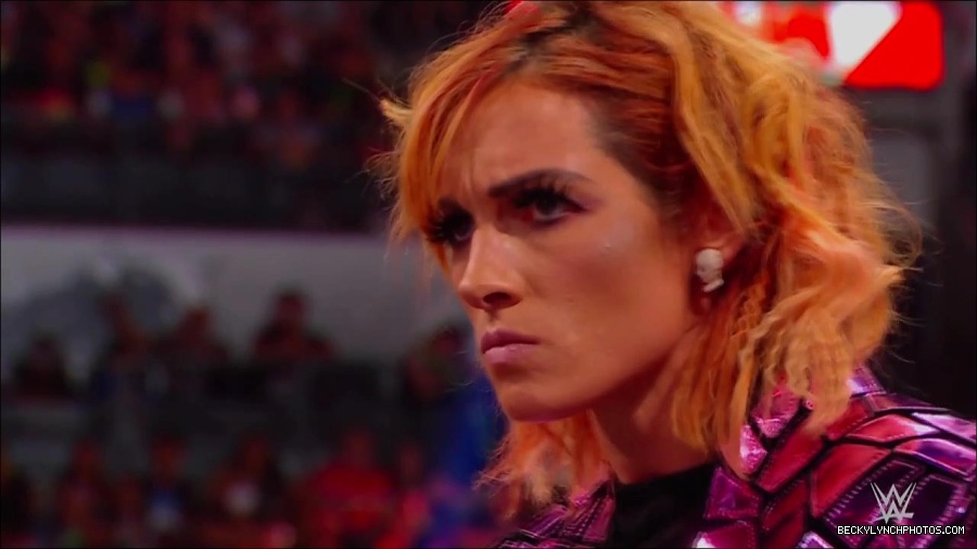 WWE_Monday_Night_RAW_2022_07_11_720p_HDTV_x264-Star_mkv_002284810.jpg