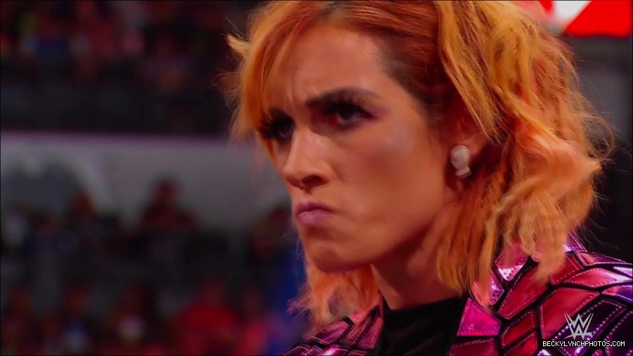 WWE_Monday_Night_RAW_2022_07_11_720p_HDTV_x264-Star_mkv_002285610.jpg