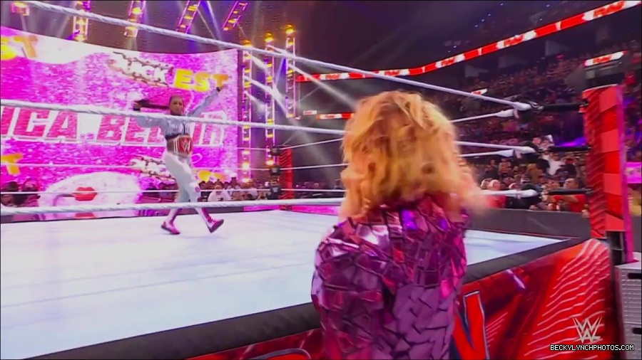 WWE_Monday_Night_RAW_2022_07_11_720p_HDTV_x264-Star_mkv_002324010.jpg