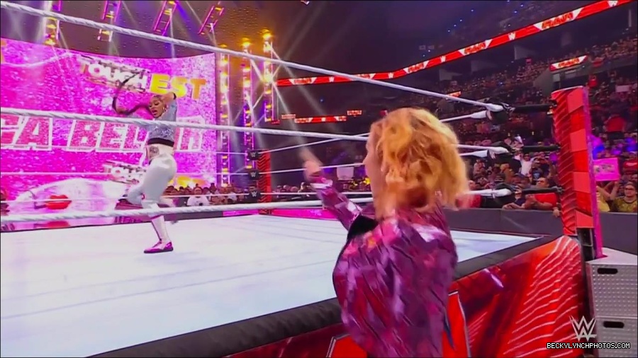 WWE_Monday_Night_RAW_2022_07_11_720p_HDTV_x264-Star_mkv_002325210.jpg