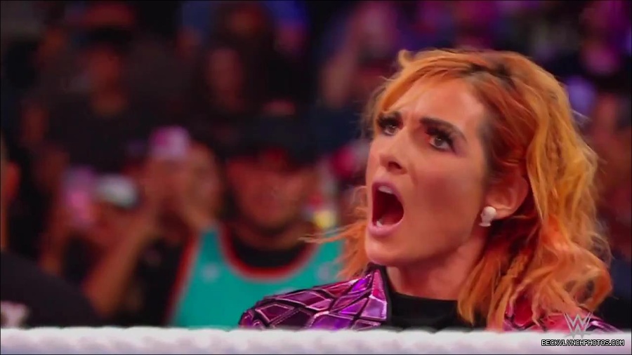 WWE_Monday_Night_RAW_2022_07_11_720p_HDTV_x264-Star_mkv_002338810.jpg