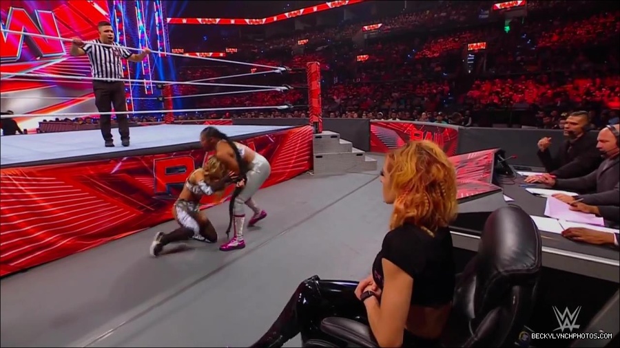 WWE_Monday_Night_RAW_2022_07_11_720p_HDTV_x264-Star_mkv_002485130.jpg