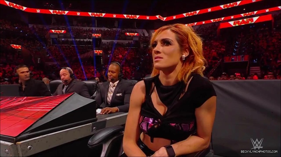 WWE_Monday_Night_RAW_2022_07_11_720p_HDTV_x264-Star_mkv_002597130.jpg