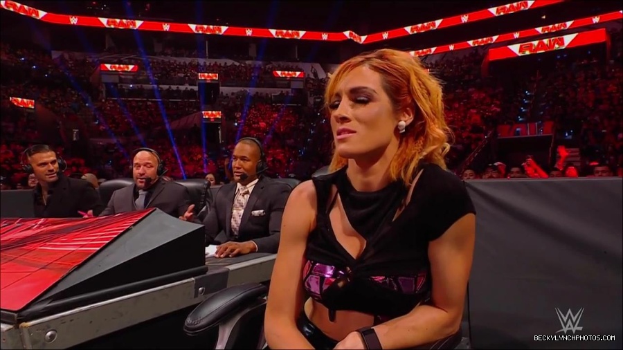 WWE_Monday_Night_RAW_2022_07_11_720p_HDTV_x264-Star_mkv_002597930.jpg
