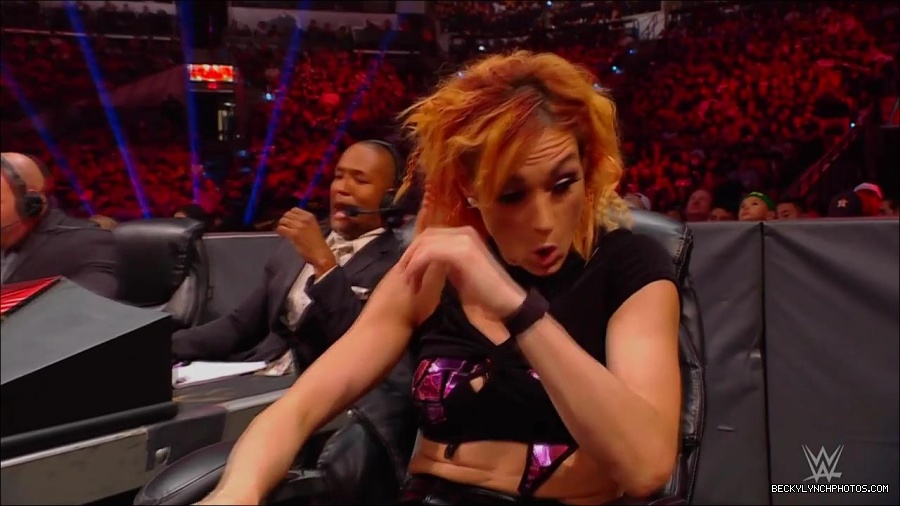 WWE_Monday_Night_RAW_2022_07_11_720p_HDTV_x264-Star_mkv_002783610.jpg