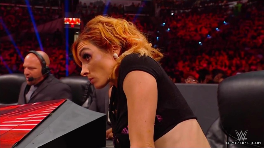 WWE_Monday_Night_RAW_2022_07_11_720p_HDTV_x264-Star_mkv_002866410.jpg