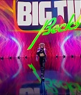 WWE_Monday_Night_RAW_2022_07_11_720p_HDTV_x264-Star_mkv_002112810.jpg