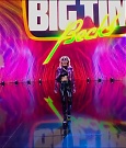 WWE_Monday_Night_RAW_2022_07_11_720p_HDTV_x264-Star_mkv_002113610.jpg