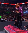WWE_Monday_Night_RAW_2022_07_11_720p_HDTV_x264-Star_mkv_002183610.jpg