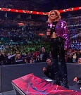 WWE_Monday_Night_RAW_2022_07_11_720p_HDTV_x264-Star_mkv_002184410.jpg