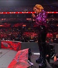 WWE_Monday_Night_RAW_2022_07_11_720p_HDTV_x264-Star_mkv_002222010.jpg