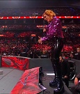 WWE_Monday_Night_RAW_2022_07_11_720p_HDTV_x264-Star_mkv_002222410.jpg
