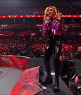 WWE_Monday_Night_RAW_2022_07_11_720p_HDTV_x264-Star_mkv_002231210.jpg