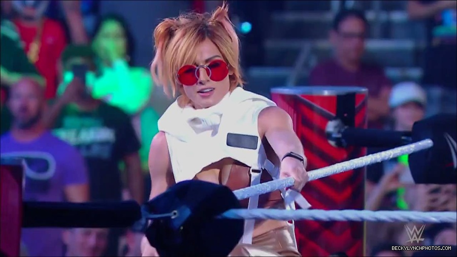 WWE_Monday_Night_RAW_2022_07_18_720p_HDTV_x264-Star_mkv_000433450.jpg
