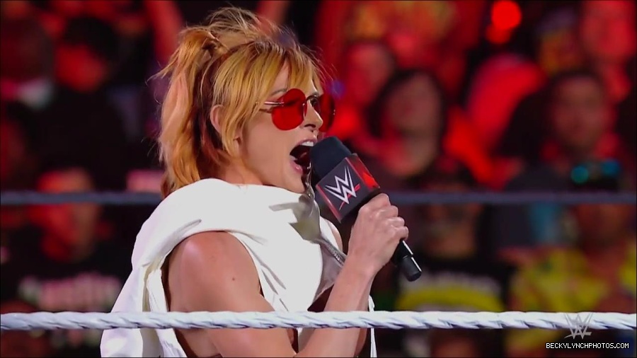 WWE_Monday_Night_RAW_2022_07_18_720p_HDTV_x264-Star_mkv_000454250.jpg