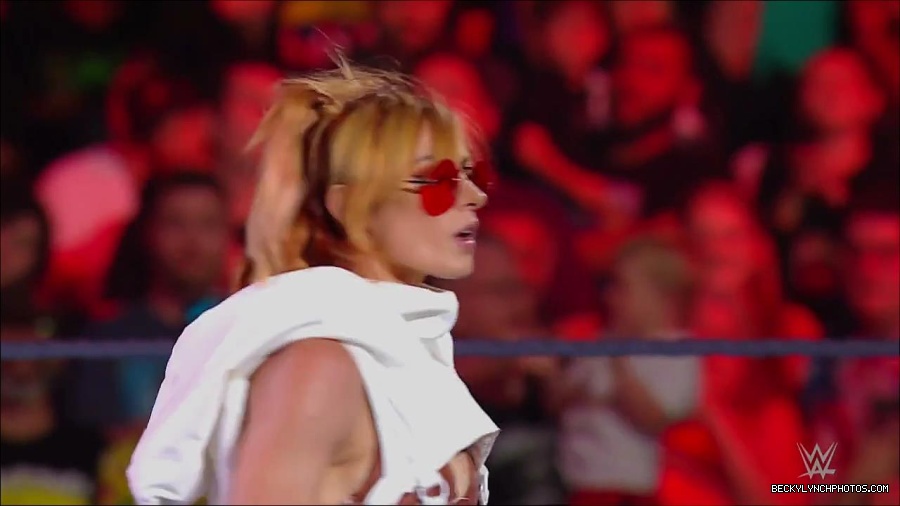 WWE_Monday_Night_RAW_2022_07_18_720p_HDTV_x264-Star_mkv_000457850.jpg
