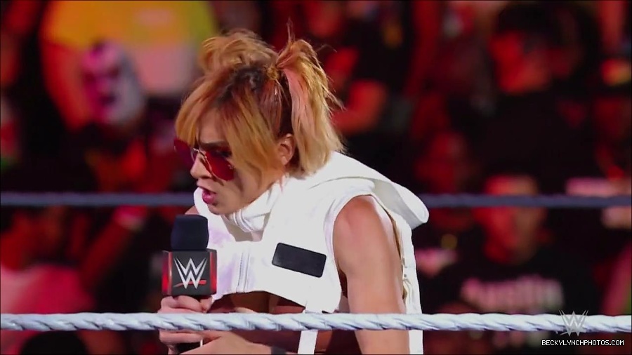 WWE_Monday_Night_RAW_2022_07_18_720p_HDTV_x264-Star_mkv_000461450.jpg
