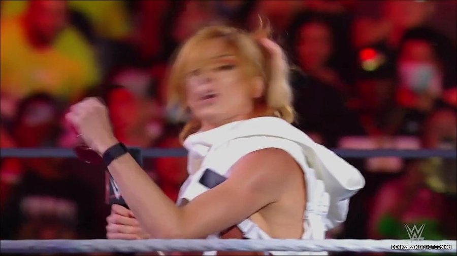 WWE_Monday_Night_RAW_2022_07_18_720p_HDTV_x264-Star_mkv_000467050.jpg