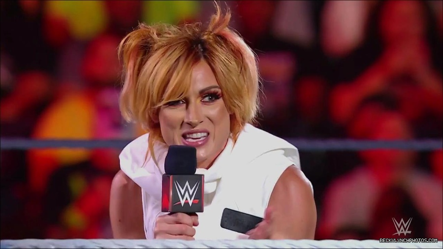 WWE_Monday_Night_RAW_2022_07_18_720p_HDTV_x264-Star_mkv_000503850.jpg