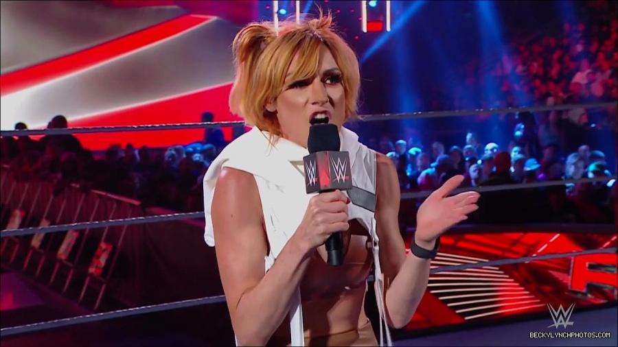 WWE_Monday_Night_RAW_2022_07_18_720p_HDTV_x264-Star_mkv_000506250.jpg