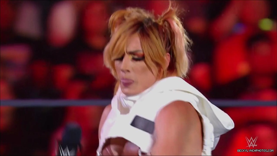 WWE_Monday_Night_RAW_2022_07_18_720p_HDTV_x264-Star_mkv_000531850.jpg