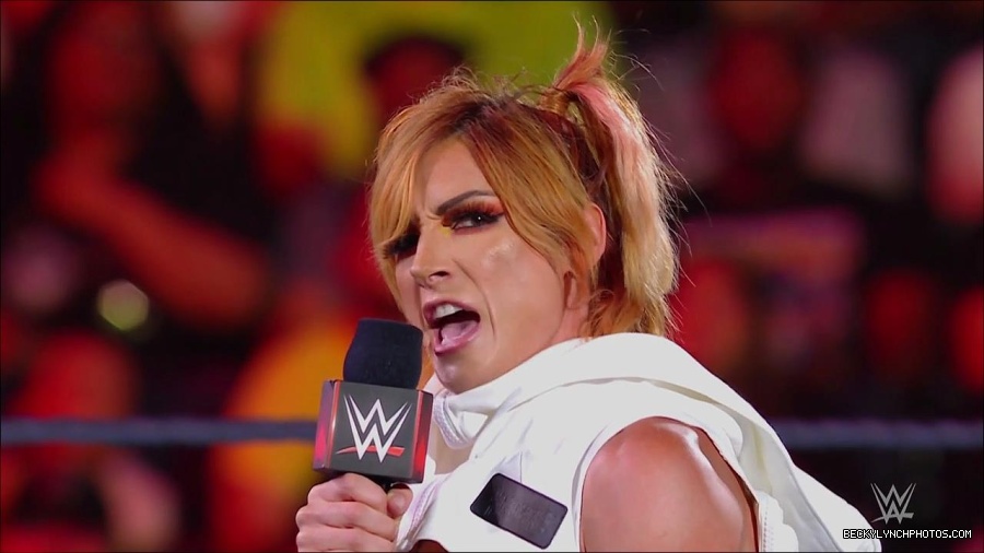 WWE_Monday_Night_RAW_2022_07_18_720p_HDTV_x264-Star_mkv_000547850.jpg