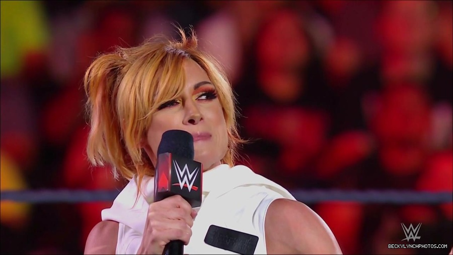 WWE_Monday_Night_RAW_2022_07_18_720p_HDTV_x264-Star_mkv_000590250.jpg
