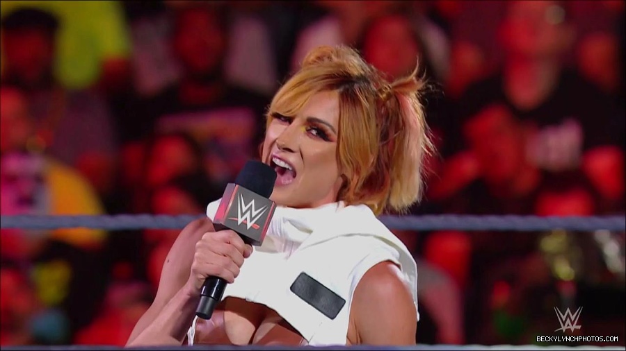 WWE_Monday_Night_RAW_2022_07_18_720p_HDTV_x264-Star_mkv_000597050.jpg