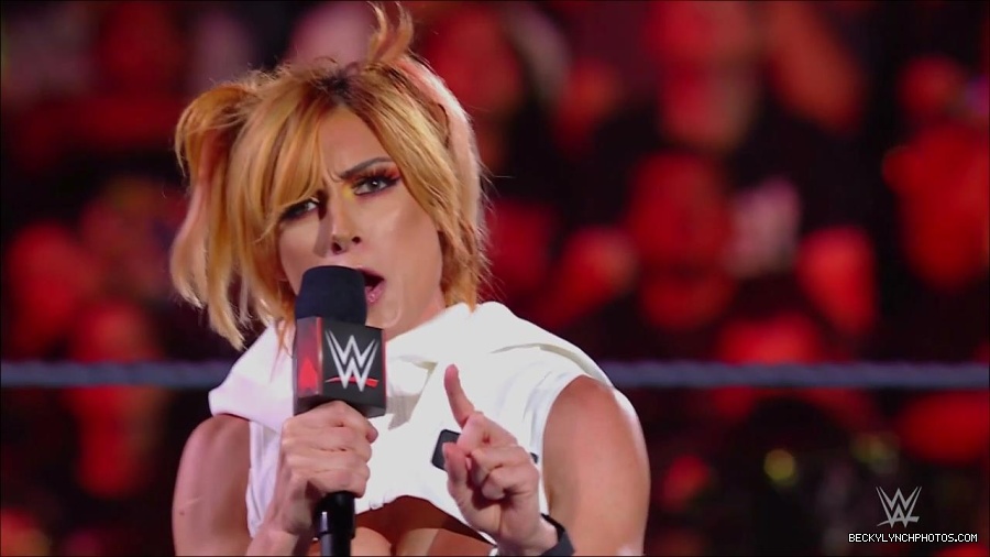 WWE_Monday_Night_RAW_2022_07_18_720p_HDTV_x264-Star_mkv_000603450.jpg
