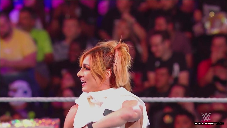 WWE_Monday_Night_RAW_2022_07_18_720p_HDTV_x264-Star_mkv_000612250.jpg